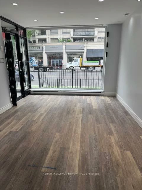 92, Avenue, Annex, Toronto