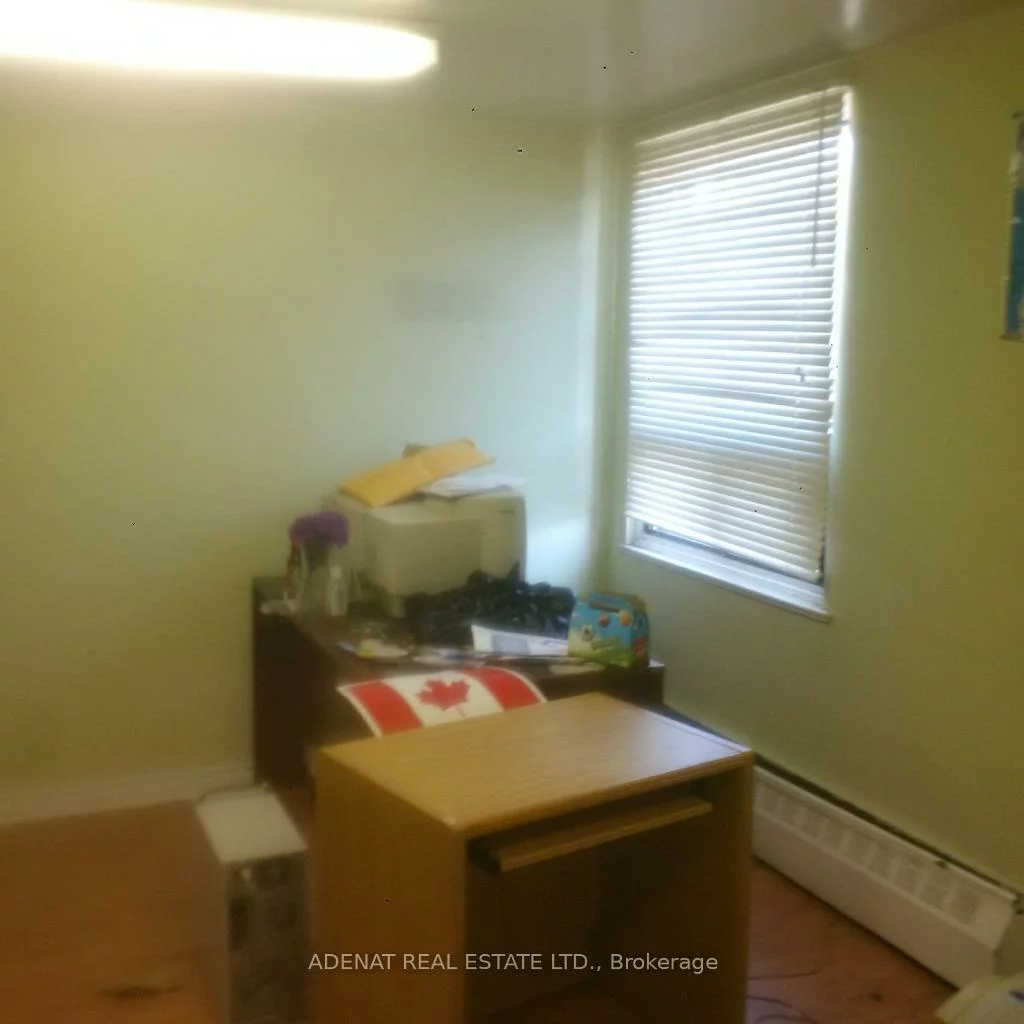 365A, Wilson, Clanton Park, Toronto