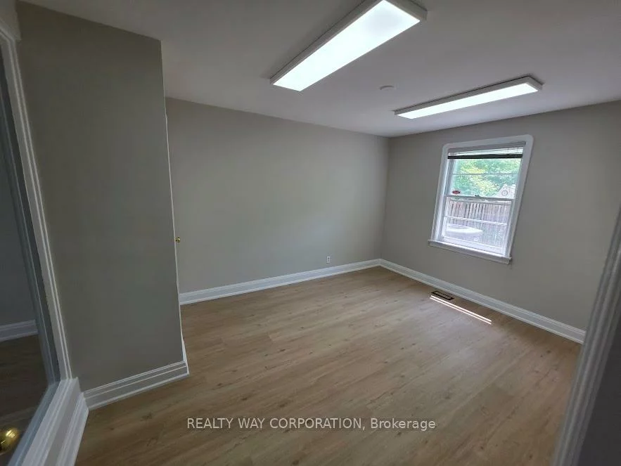 629, Sheppard, Clanton Park, Toronto