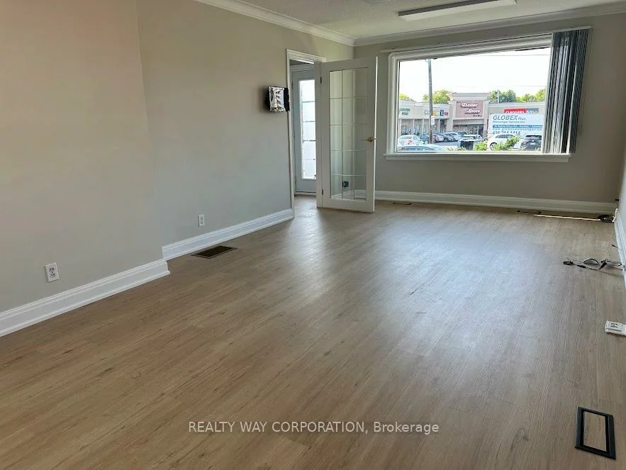 629, Sheppard, Clanton Park, Toronto