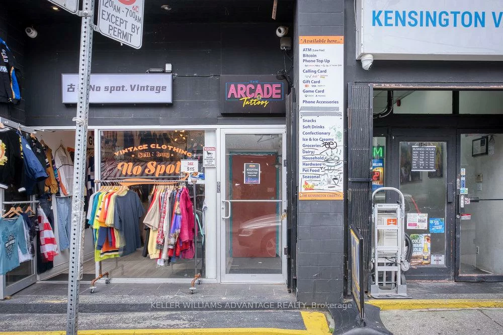56, Kensington, Kensington-Chinatown, Toronto