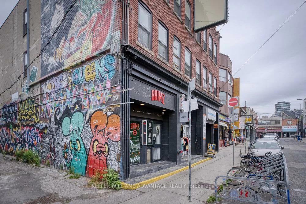 56, Kensington, Kensington-Chinatown, Toronto
