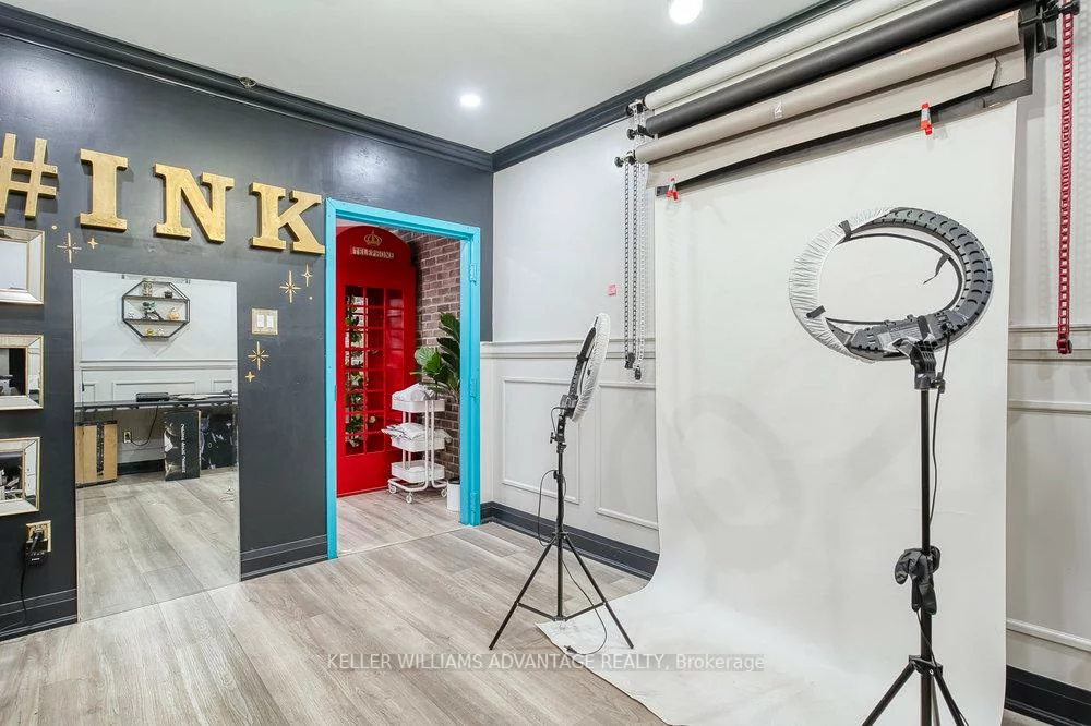 56, Kensington, Kensington-Chinatown, Toronto