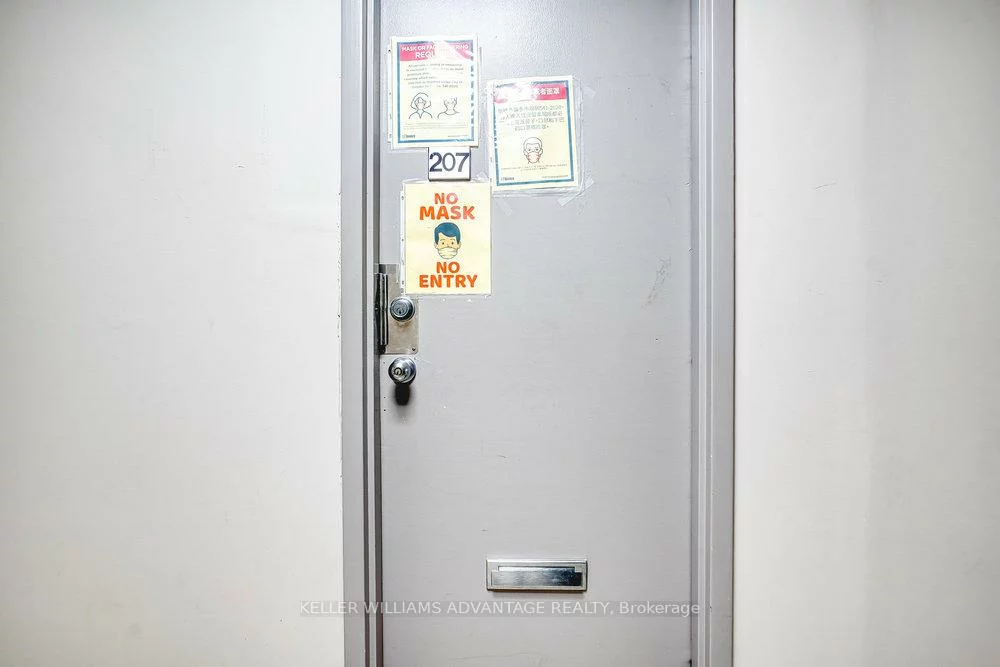 302, Spadina, Kensington-Chinatown, Toronto