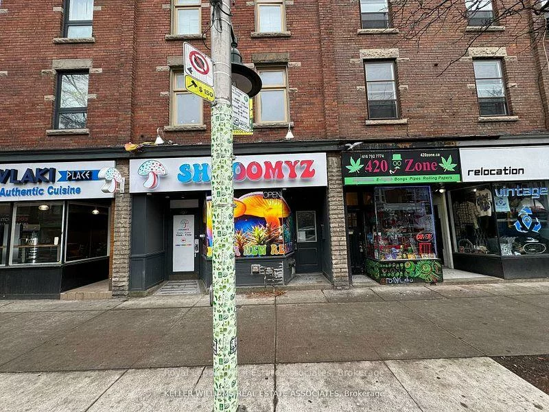 497, Bloor, University, Toronto