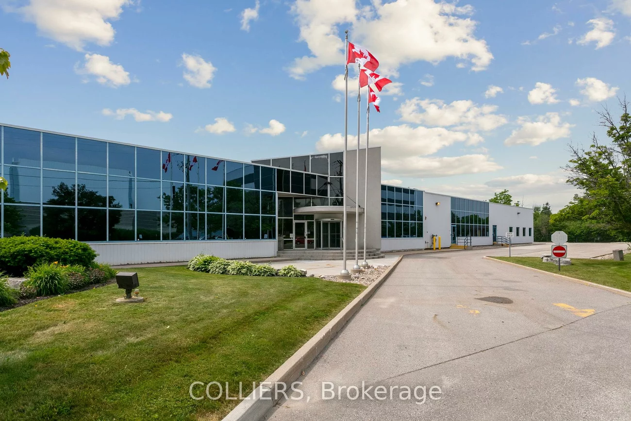 25, Dyas, Banbury-Don Mills, Toronto