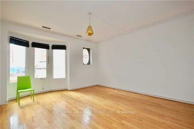 270, Adelaide, Waterfront Communities C1, Toronto