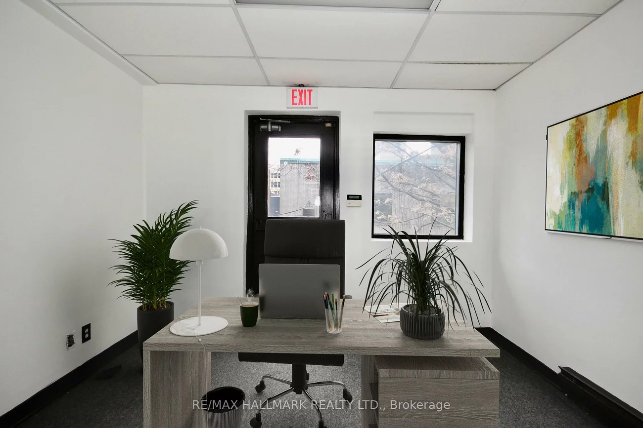 268, Adelaide, Waterfront Communities C1, Toronto