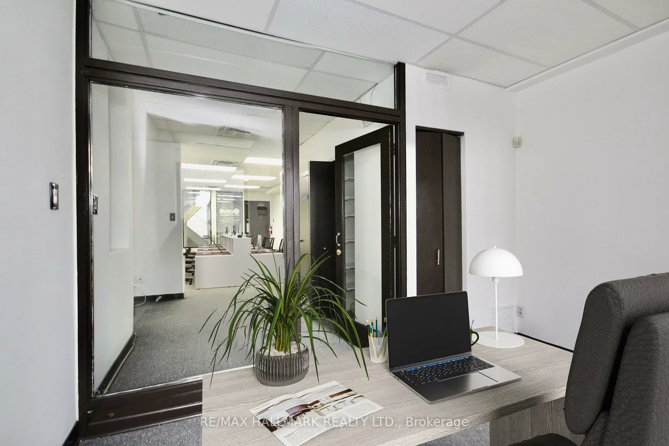 268, Adelaide, Waterfront Communities C1, Toronto