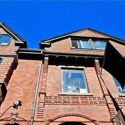 268, Adelaide, Waterfront Communities C1, Toronto