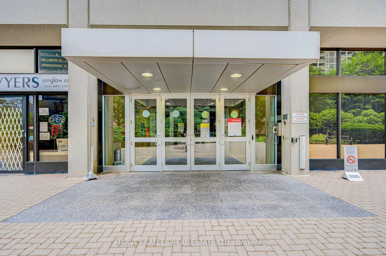 45, Sheppard, Willowdale East, Toronto