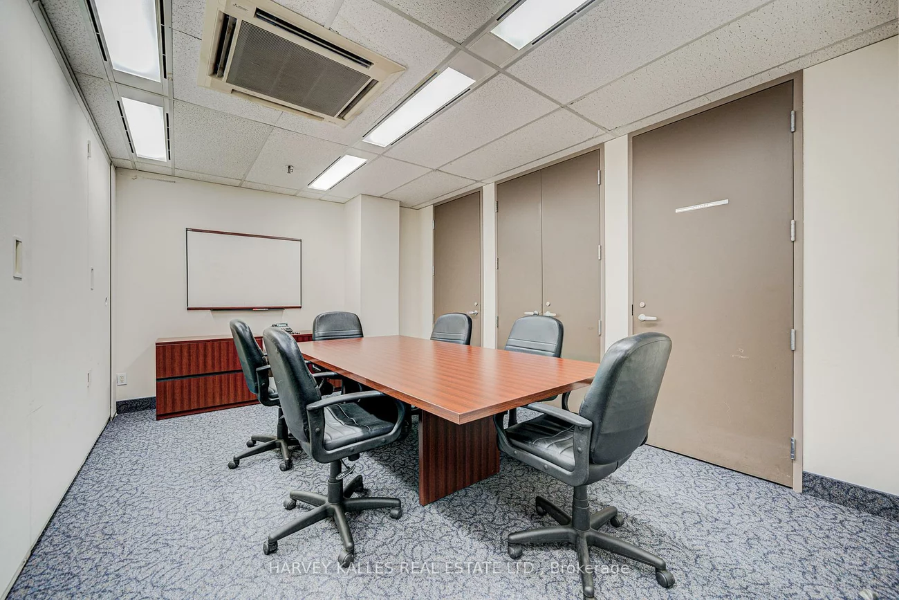 45, Sheppard, Willowdale East, Toronto