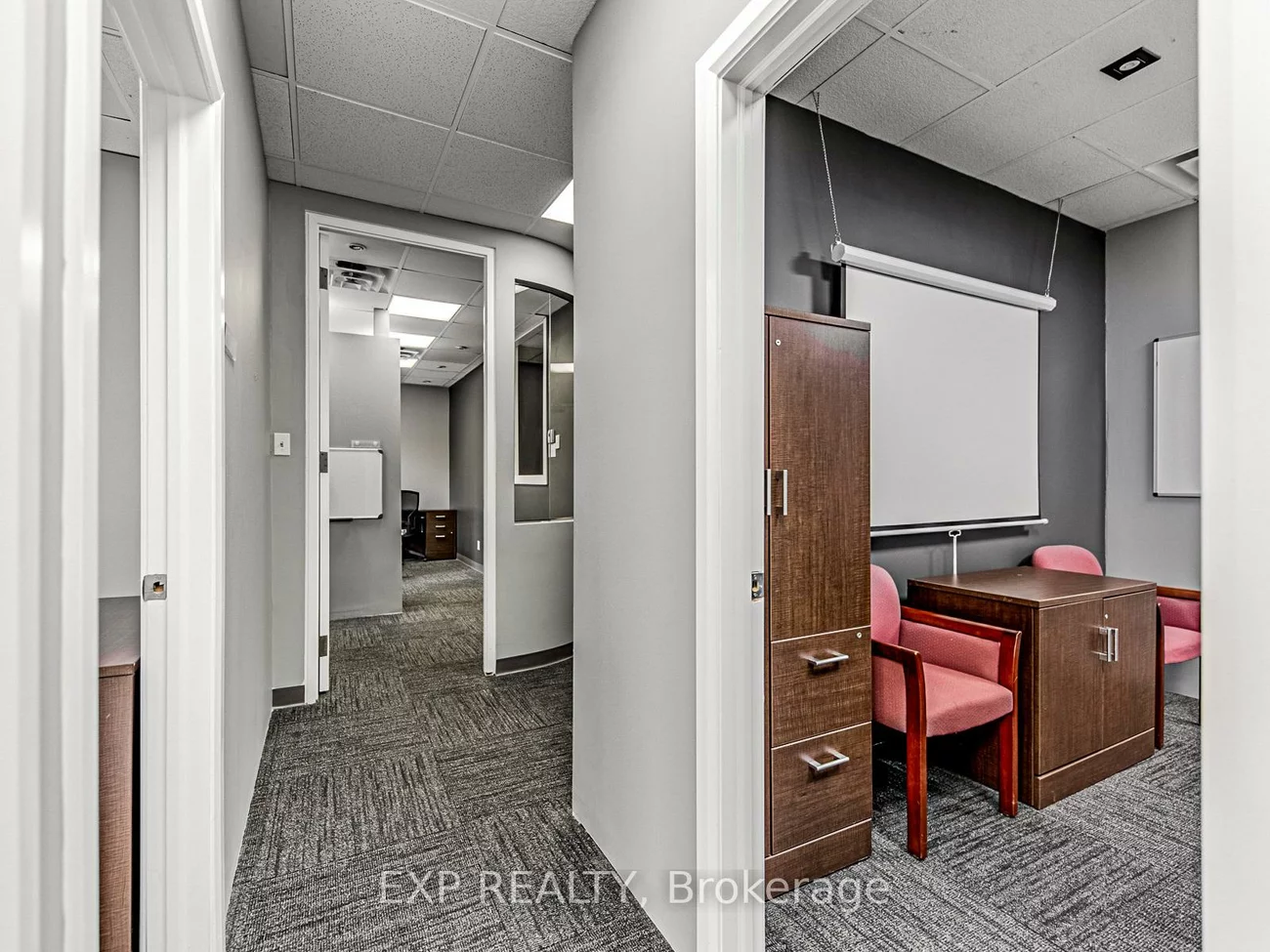 1033, Bay, Bay Street Corridor, Toronto