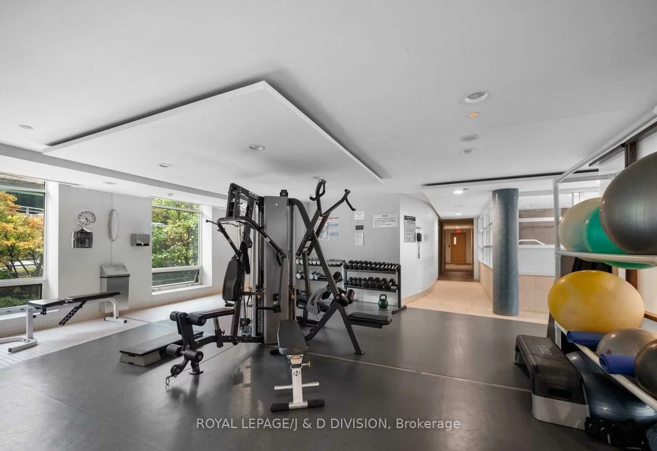 500, Queens, Waterfront Communities C1, Toronto