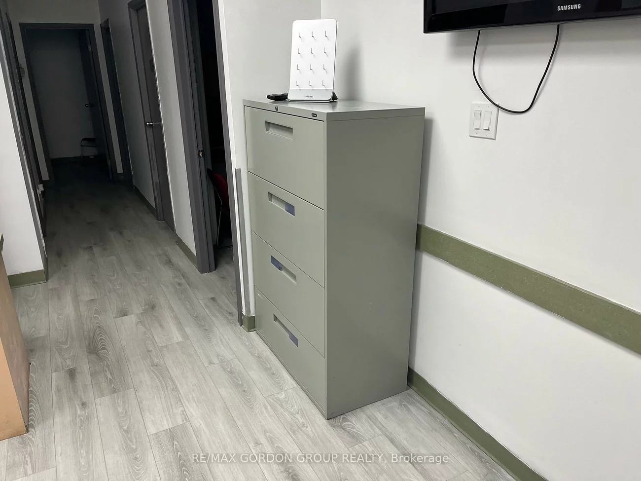 2401, Yonge, Mount Pleasant West, Toronto