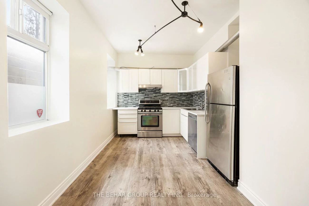 18, Dupont, Annex, Toronto