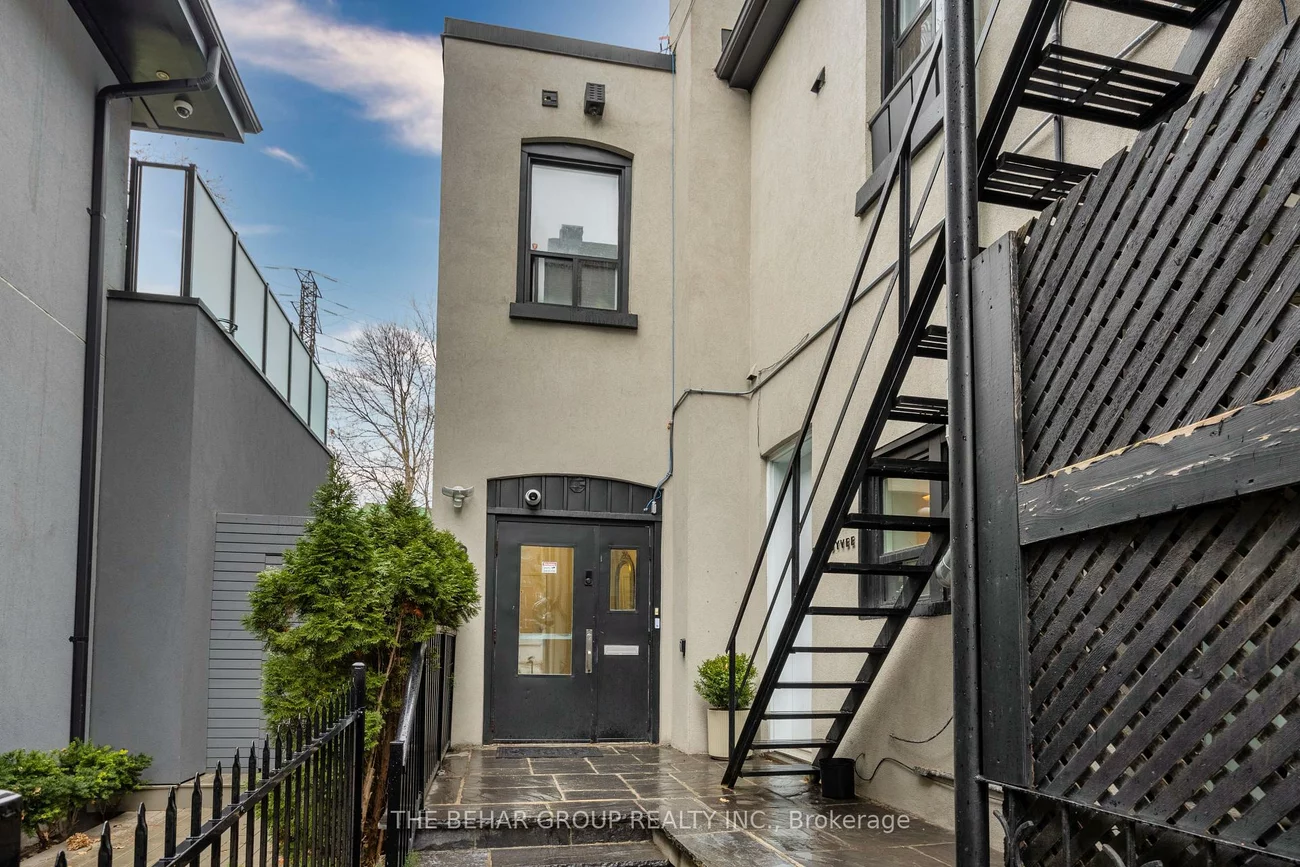 18, Dupont, Annex, Toronto