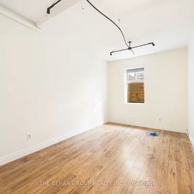 18, Dupont, Annex, Toronto