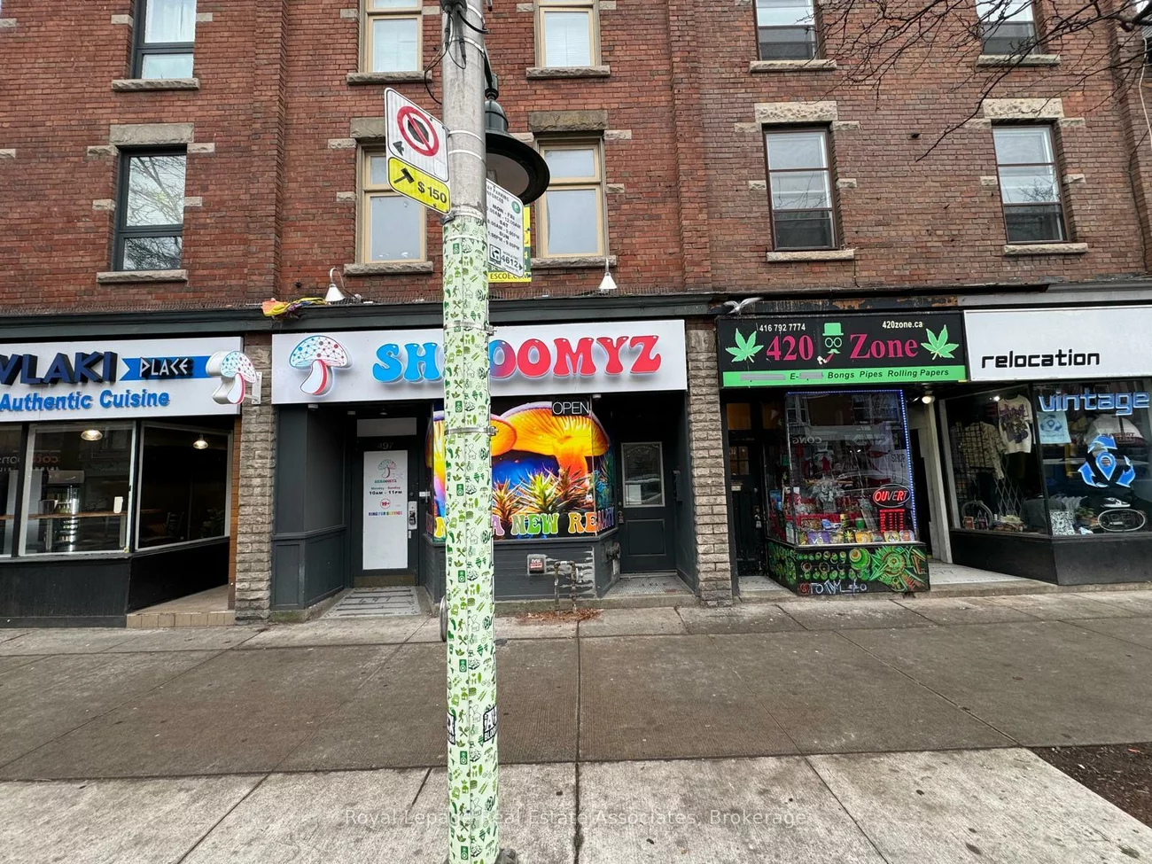 497, Bloor, University, Toronto