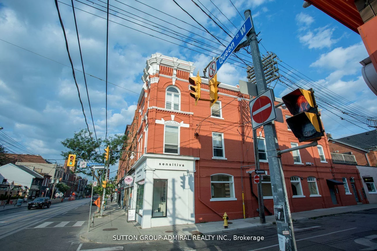 652, Queen, Trinity-Bellwoods, Toronto