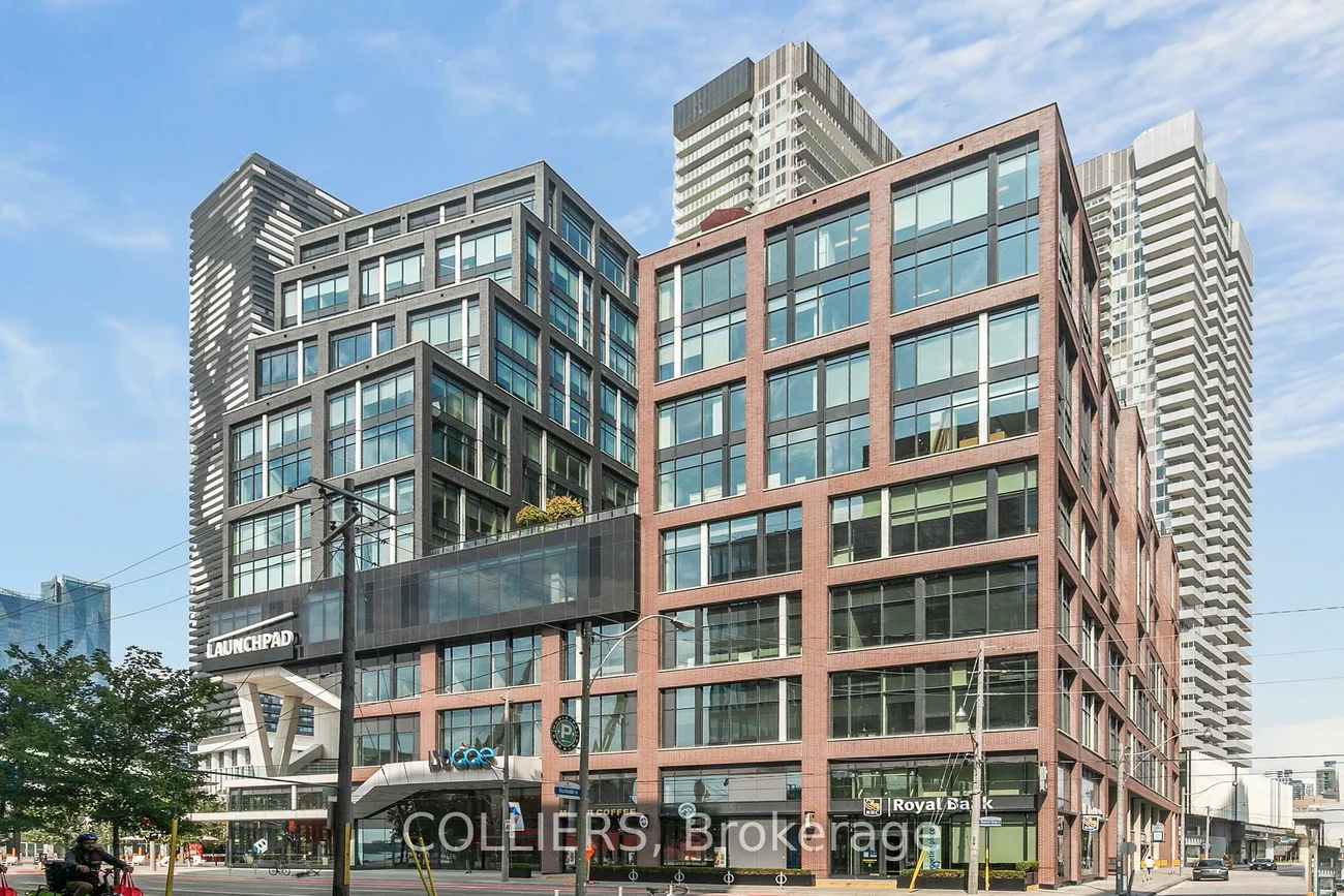 130, Queens Quay, Waterfront Communities C8, Toronto