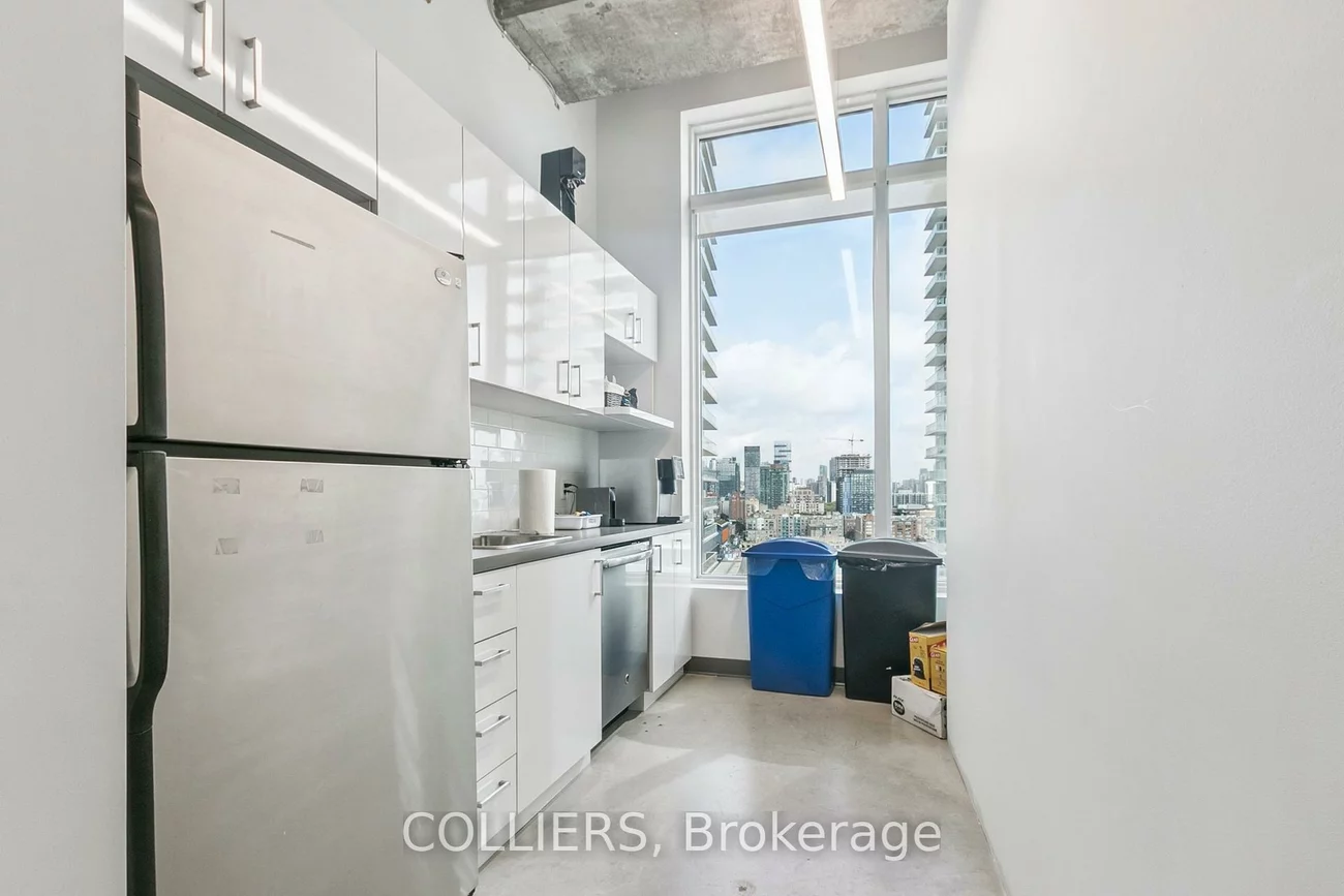 130, Queens Quay, Waterfront Communities C8, Toronto