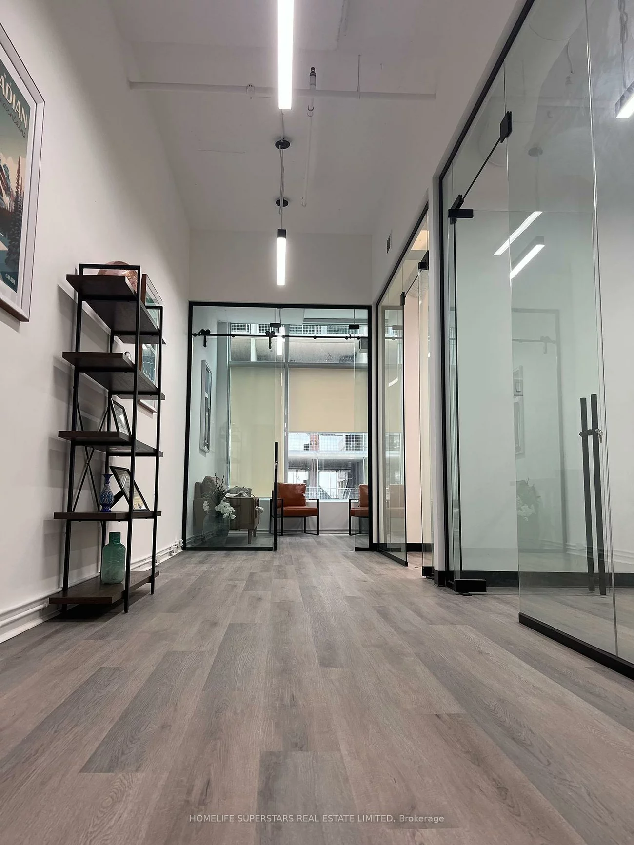 130, Queens, Waterfront Communities C8, Toronto