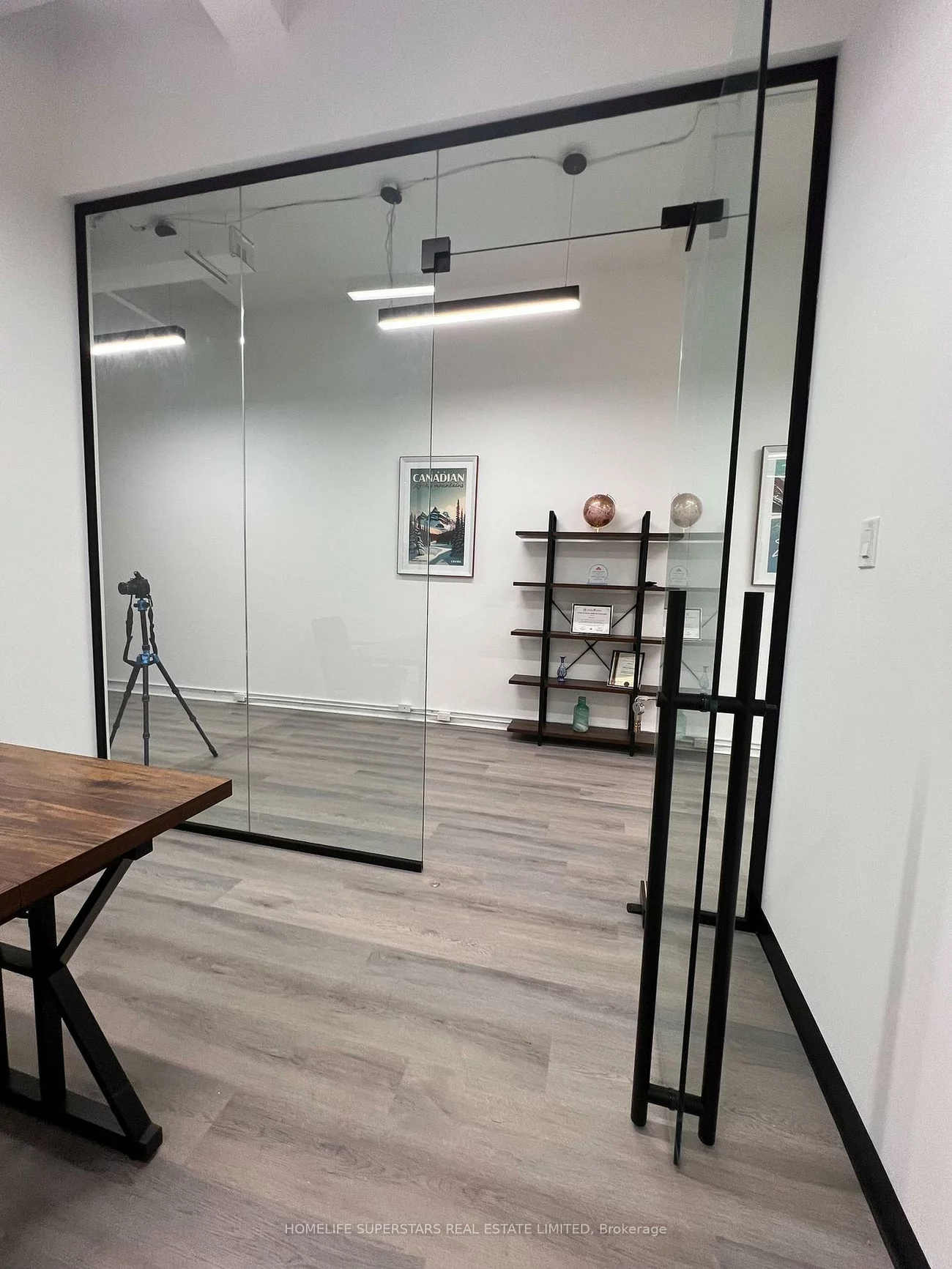 130, Queens, Waterfront Communities C8, Toronto