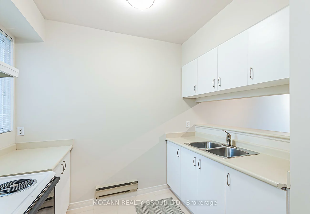 3317, Yonge, Lawrence Park North, Toronto