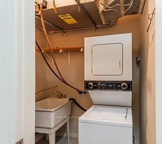 3317, Yonge, Lawrence Park North, Toronto