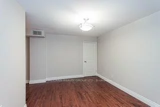 3317, Yonge, Lawrence Park North, Toronto