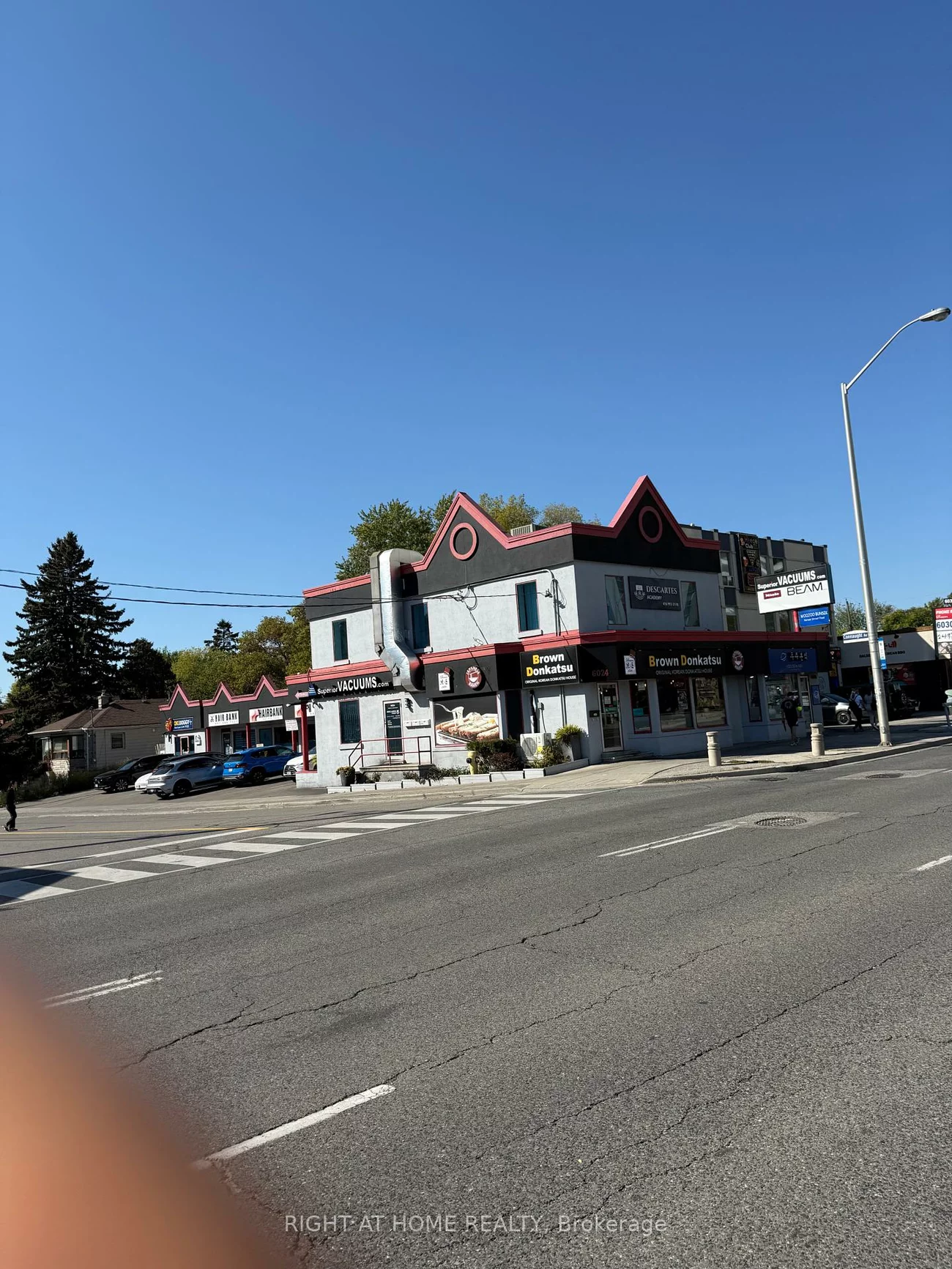 6024, Yonge, Newtonbrook West, Toronto