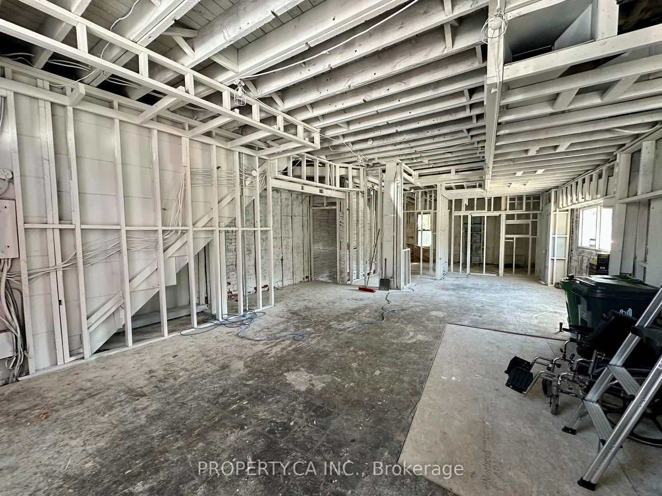 1159, Davenport, Wychwood, Toronto