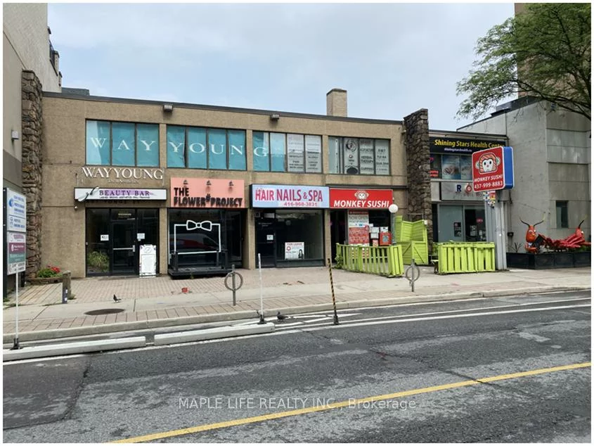 901, Yonge, Rosedale-Moore Park, Toronto