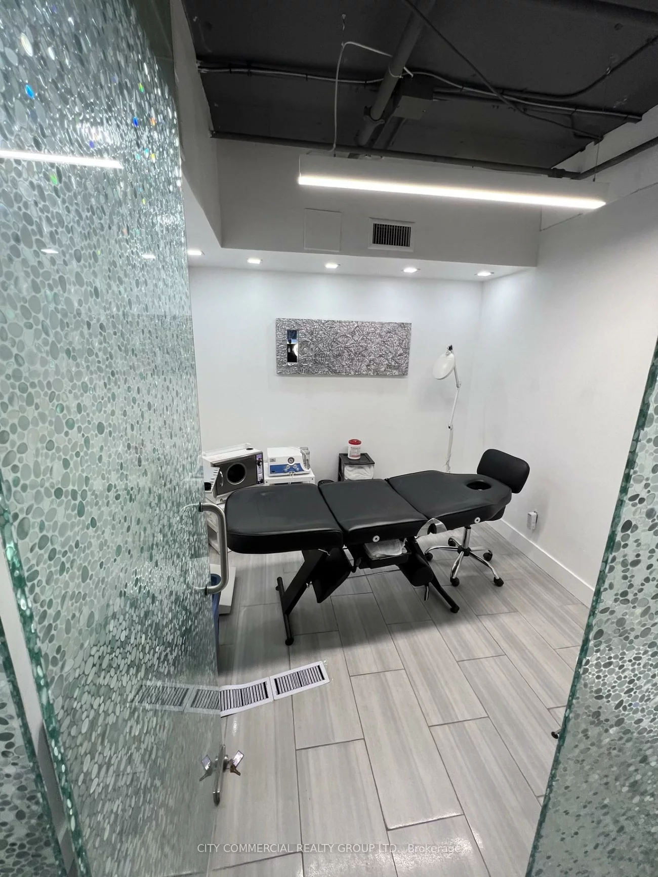 1300, Bay, Annex, Toronto