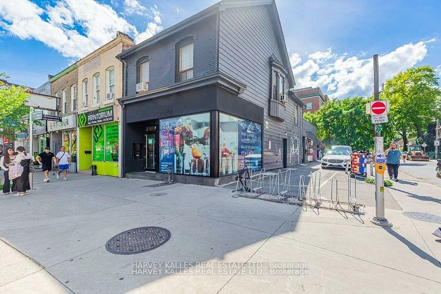 398, Spadina, Kensington-Chinatown, Toronto