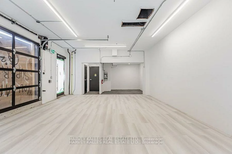 398, Spadina, Kensington-Chinatown, Toronto