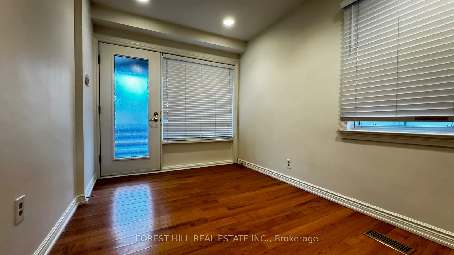 168, Sheppard, Lansing-Westgate, Toronto