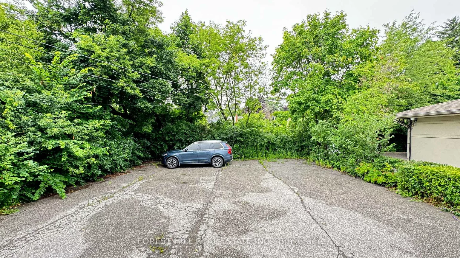 168, Sheppard, Lansing-Westgate, Toronto