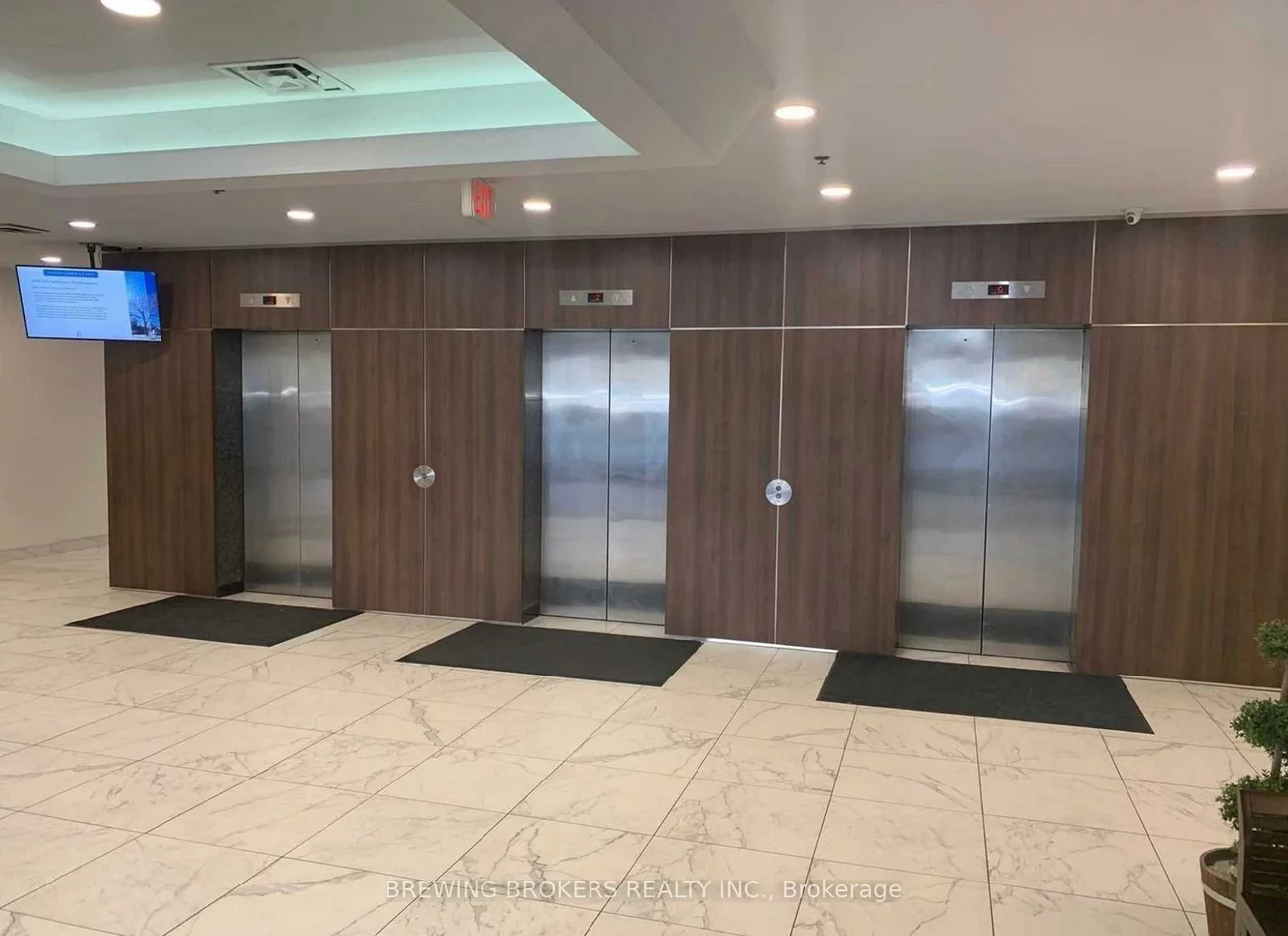 18, Wynford, Banbury-Don Mills, Toronto