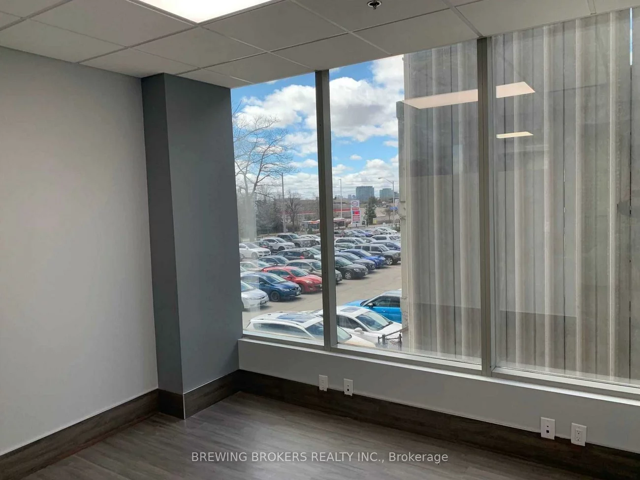 18, Wynford, Banbury-Don Mills, Toronto