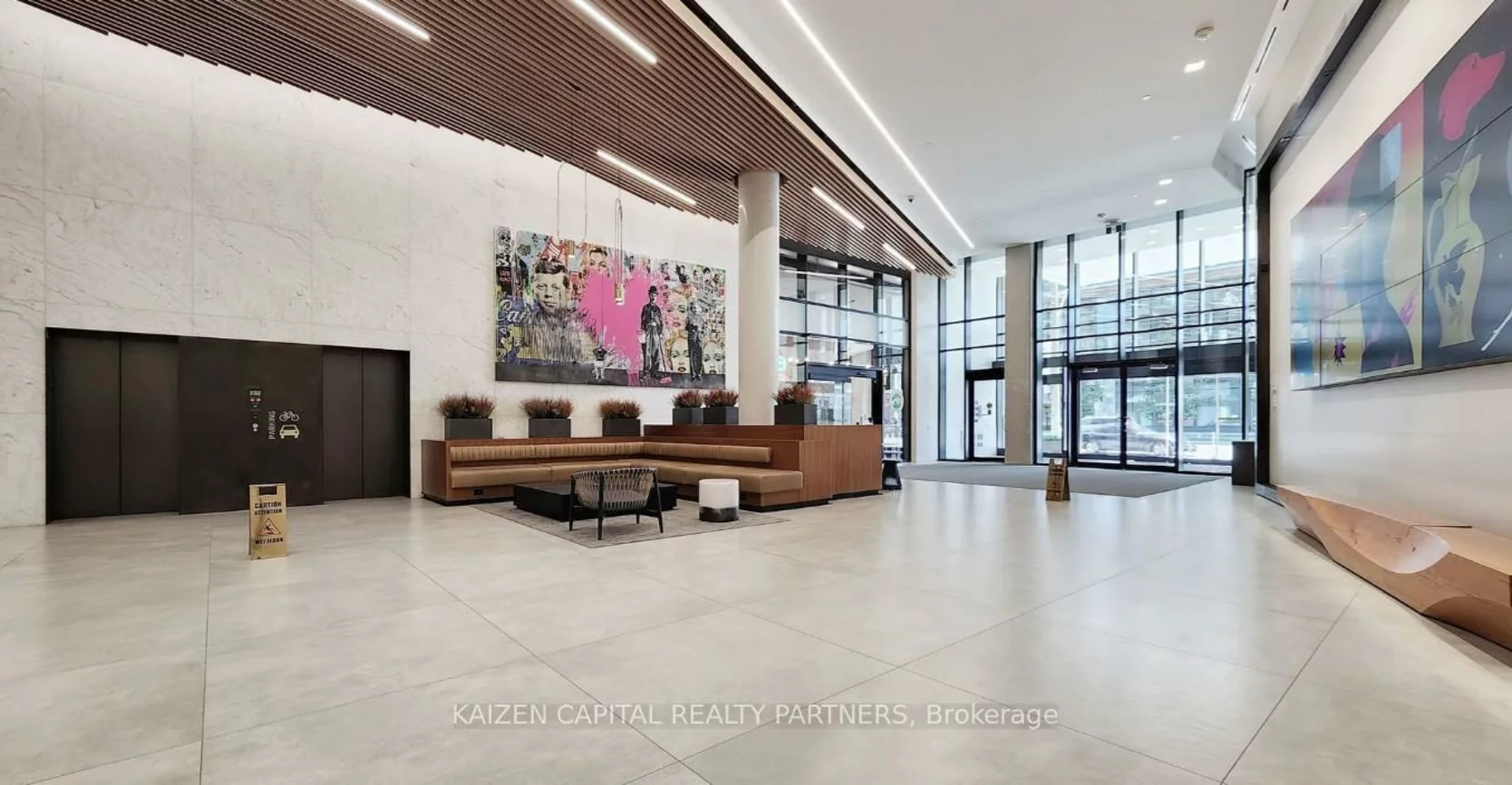 130, Queens, Waterfront Communities C8, Toronto