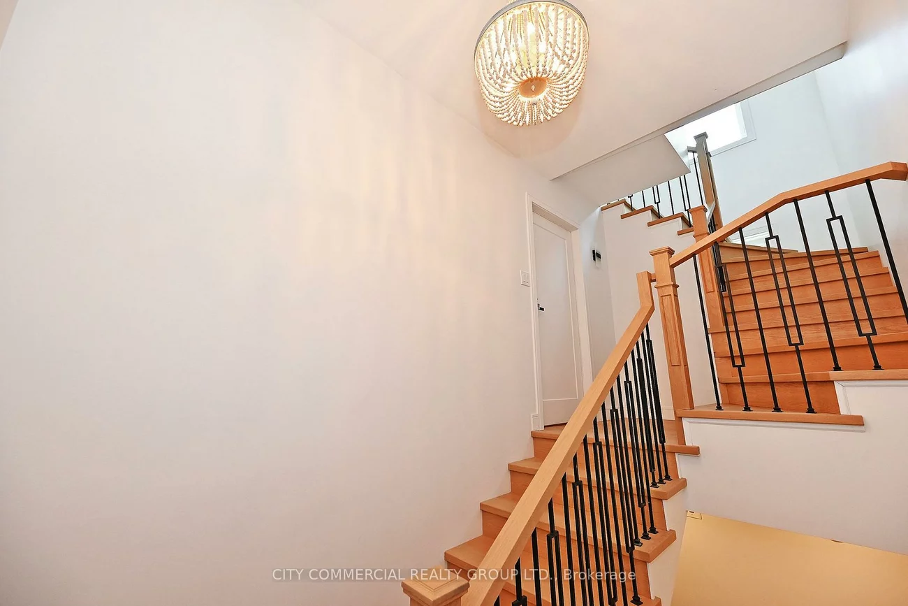 396, Summerhill, Annex, Toronto