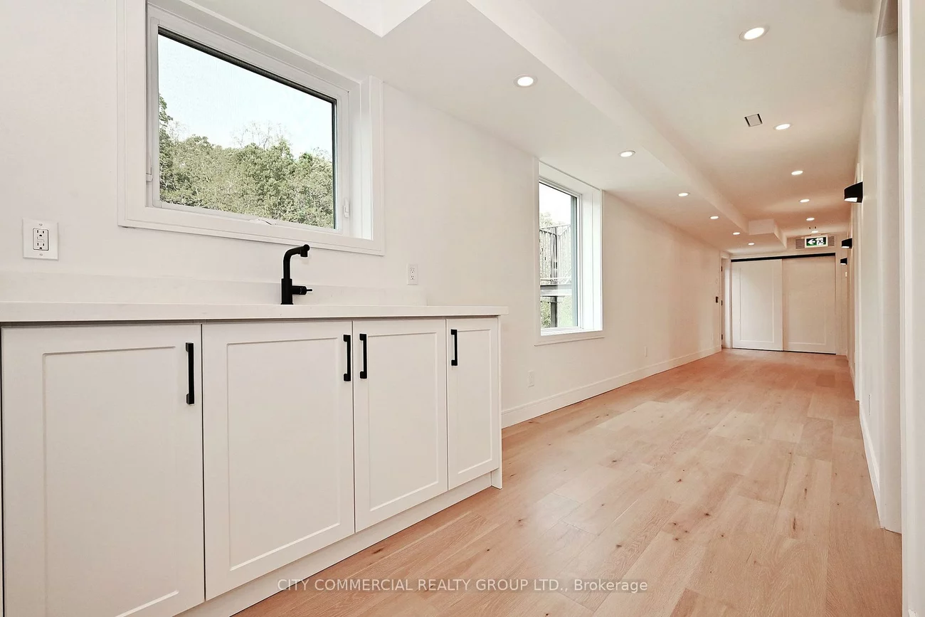 396, Summerhill, Annex, Toronto