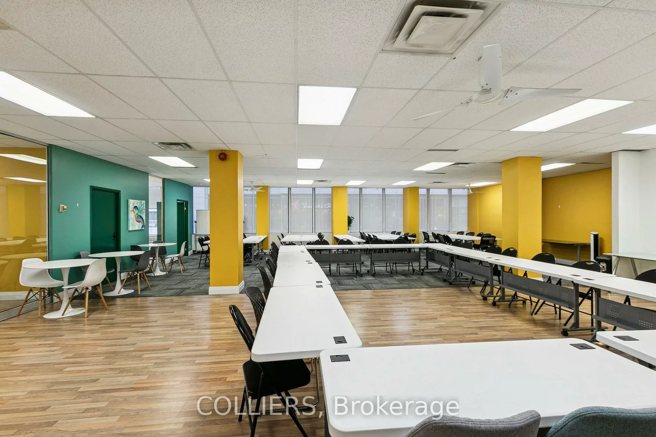 120, Eglinton, Mount Pleasant West, Toronto