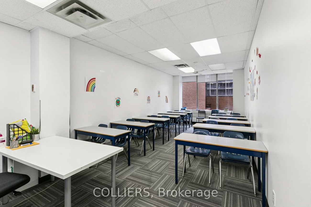 120, Eglinton, Mount Pleasant West, Toronto