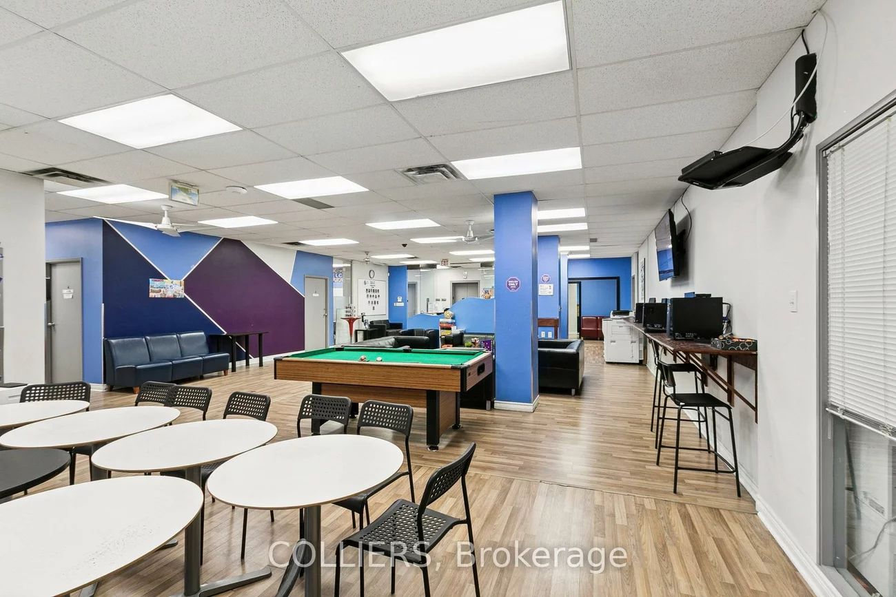 120, Eglinton, Mount Pleasant West, Toronto