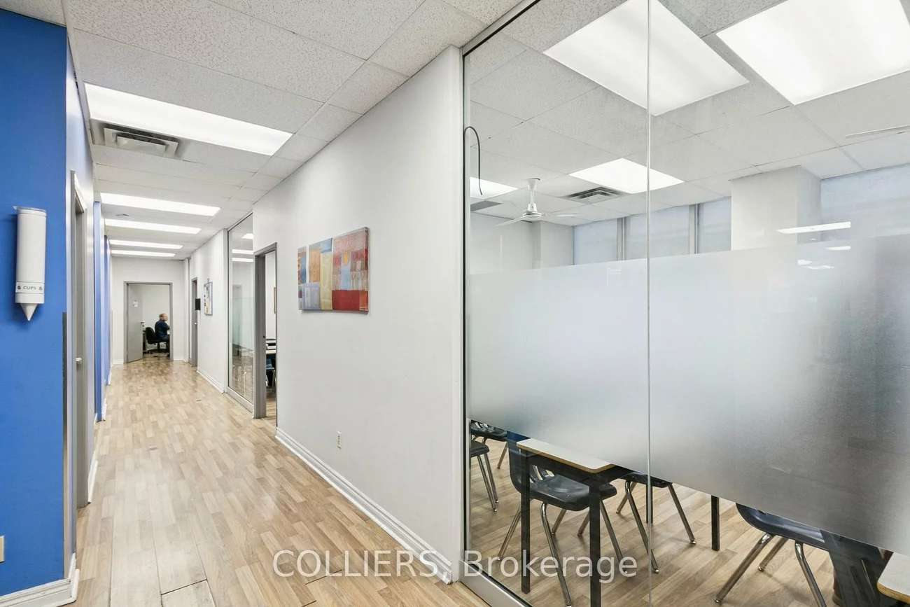 120, Eglinton, Mount Pleasant West, Toronto