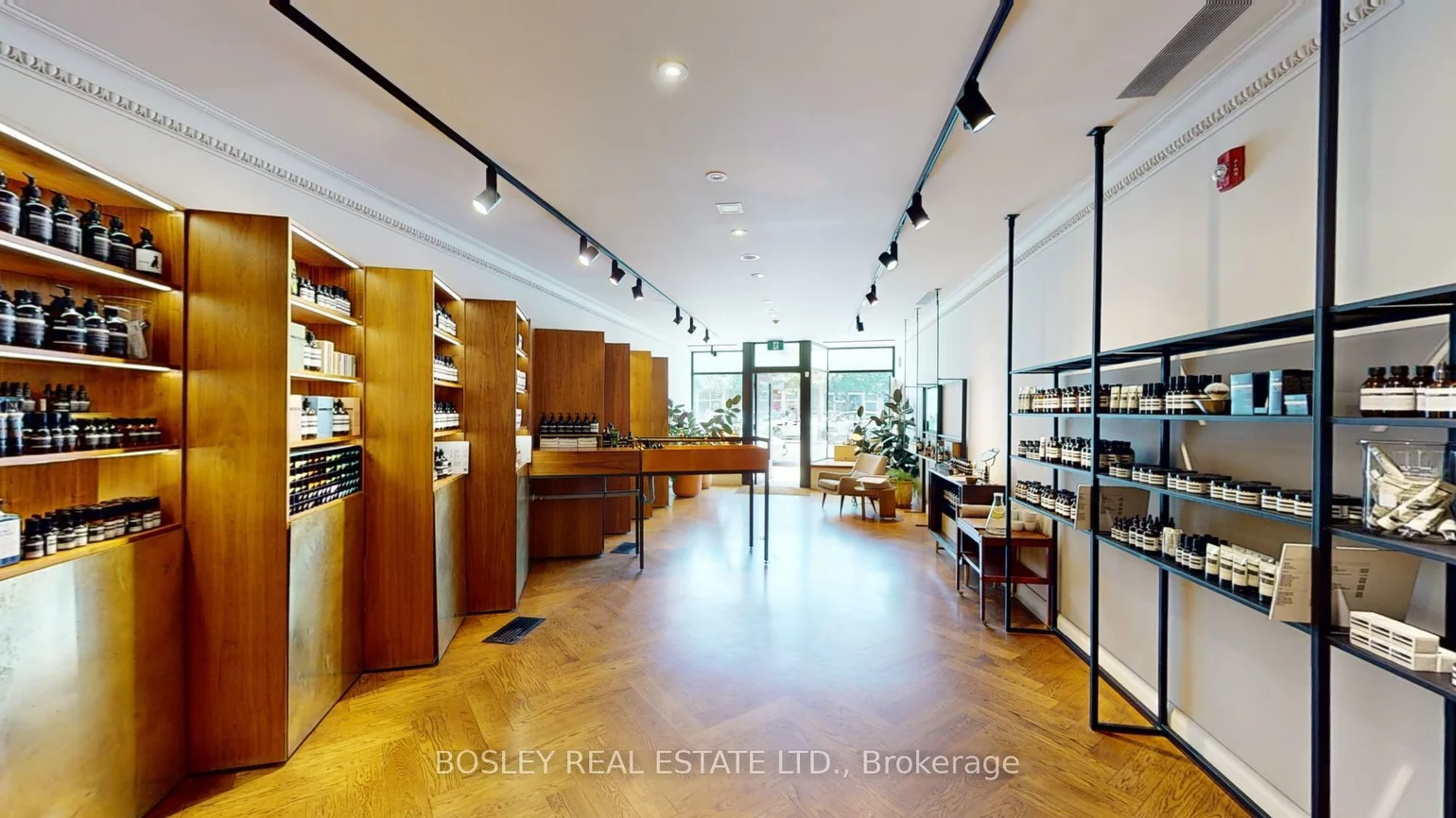 2579, Yonge, Mount Pleasant East, Toronto