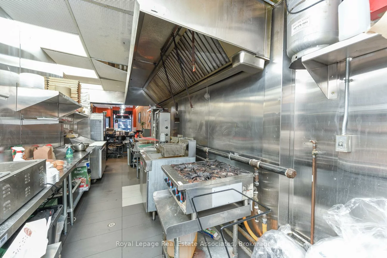 671, Queen, Niagara, Toronto